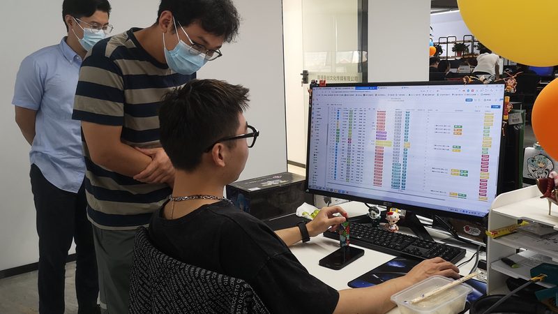 上海VI设计全套服务内容揭秘：全方位塑造品牌形象