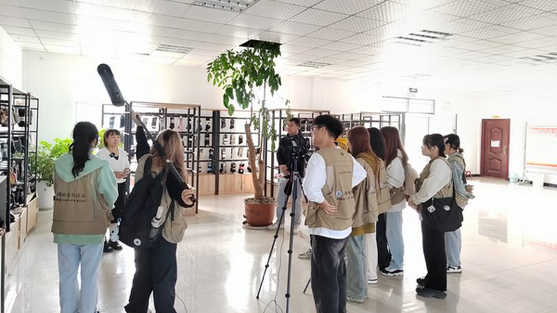 一张好照片背后，布光才是家具的“隐形设计师